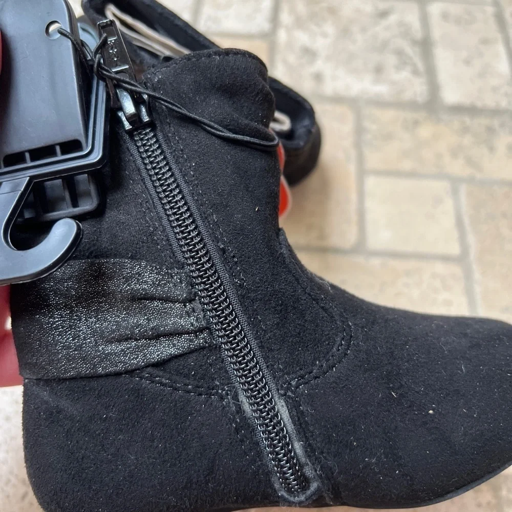 NWT Wonder Nation Toddler Girl Size 7 Black Fancy Short Faux Suede Booties